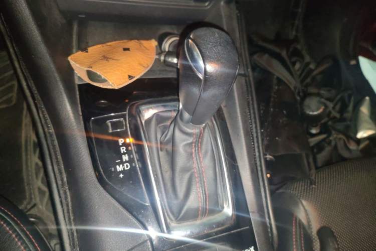 Used Mazda 3 Axela 2014 Sedan 2.0L Automatic Sport Model Gear Lever