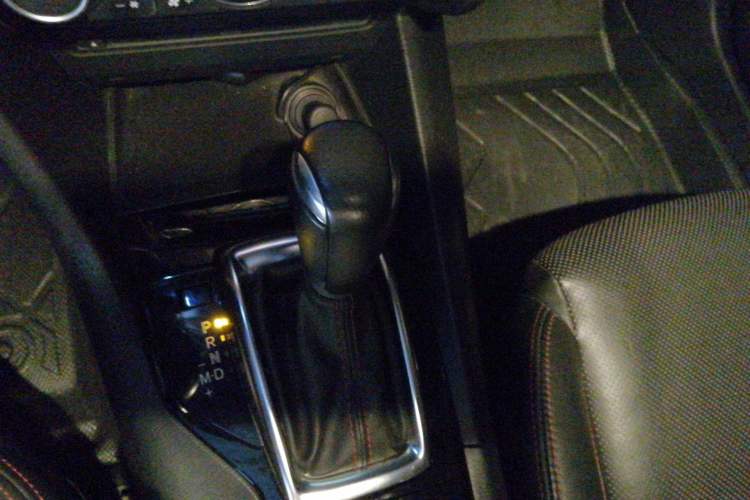 Used Mazda 3 Axela 2014 Sedan 2.0L Automatic Sport Model Gear Lever