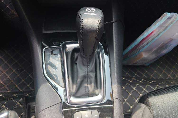 Used Mazda 3 Axela 2014 Sedan 1.5L Automatic Luxury Model Gear Lever