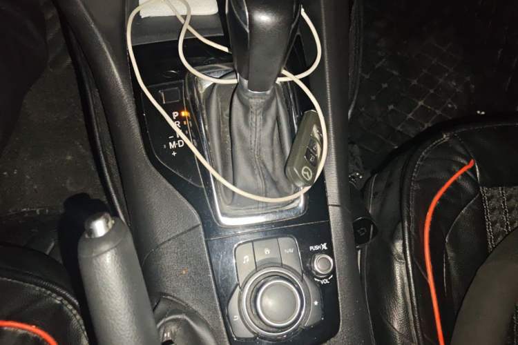 Used Mazda 3 Axela 2014 Sedan 1.5L Automatic Luxury Model Gear Lever