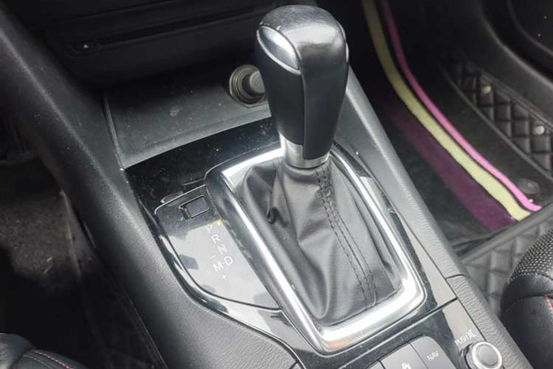 Used Mazda 3 Axela 2014 Sedan 1.5L Automatic Luxury Model Gear Lever