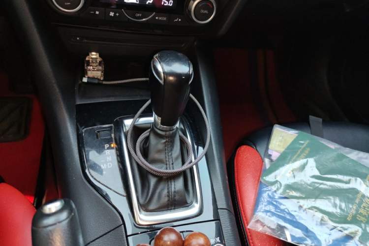 Used Mazda 3 Axela 2014 Sedan 1.5L Automatic Luxury Model Gear Lever