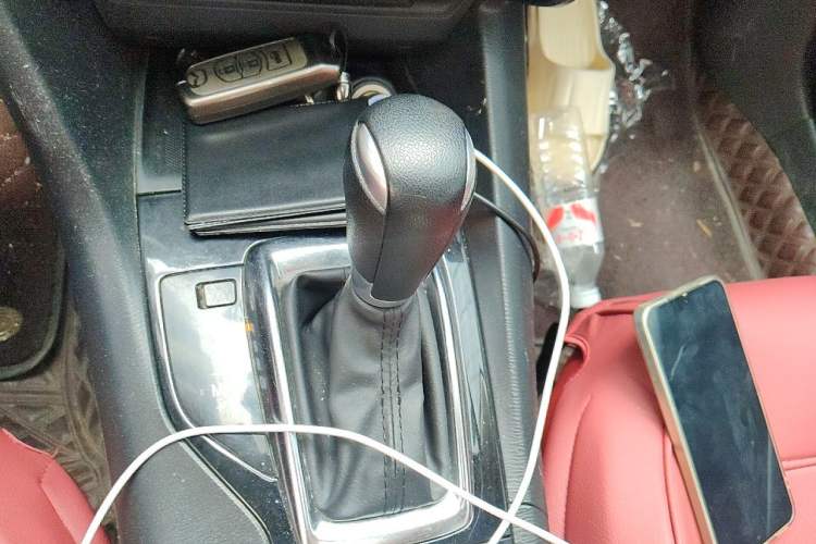 Used Mazda 3 Axela 2014 Sedan 1.5L Automatic Luxury Model Gear Lever