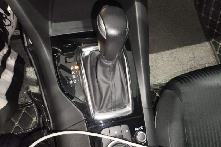 Used Mazda 3 Axela 2014 Sedan 1.5L Automatic Luxury Model Gear Lever