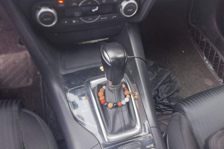 Used Mazda 3 Axela 2014 Sedan 1.5L Automatic Luxury Model Gear Lever