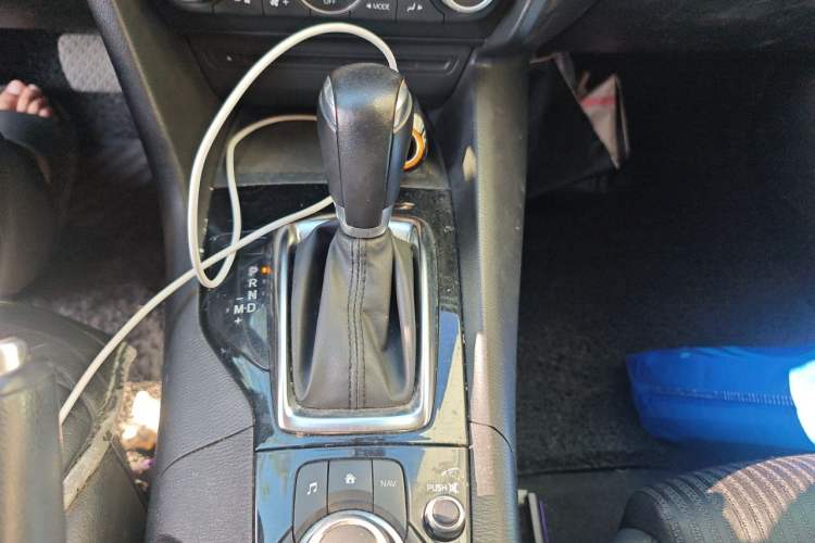 Used Mazda 3 Axela 2014 Sedan 1.5L Automatic Luxury Model Gear Lever
