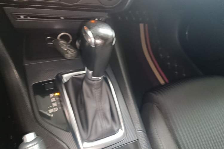 Used Mazda 3 Axela 2014 Sedan 1.5L Automatic Comfort Model Gear Lever