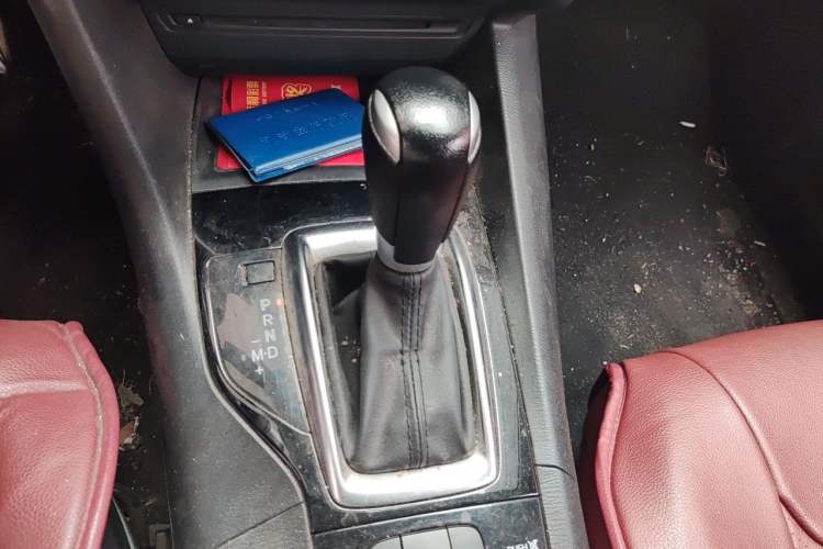 Used Mazda 3 Axela 2014 Sedan 1.5L Automatic Luxury Model Gear Lever
