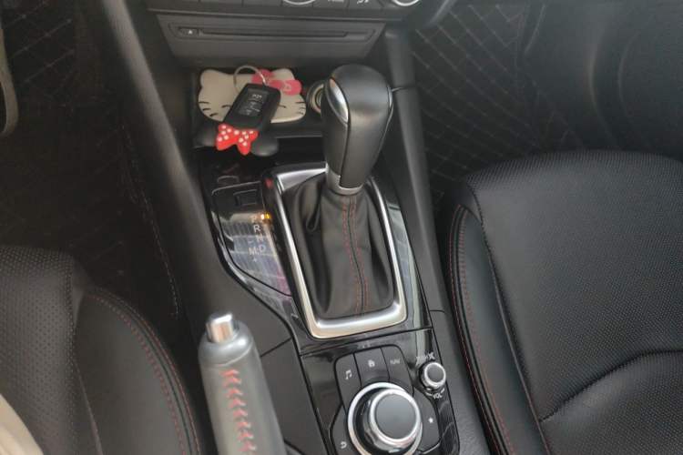 Used Mazda 3 Axela 2014 Sedan 2.0L Automatic Sport Model Gear Lever