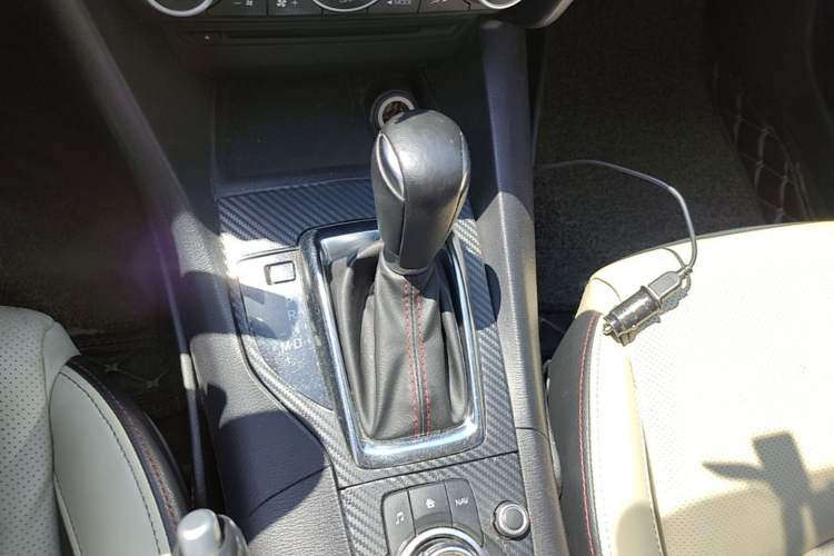 Used Mazda 3 Axela 2014 Sedan 2.0L Automatic Sport Model Gear Lever
