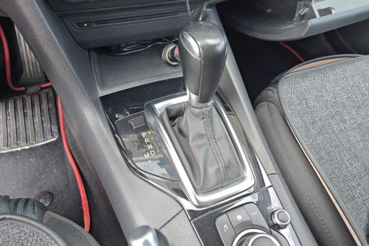 Used Mazda 3 Axela 2014 Sedan 1.5L Automatic Luxury Model Gear Lever