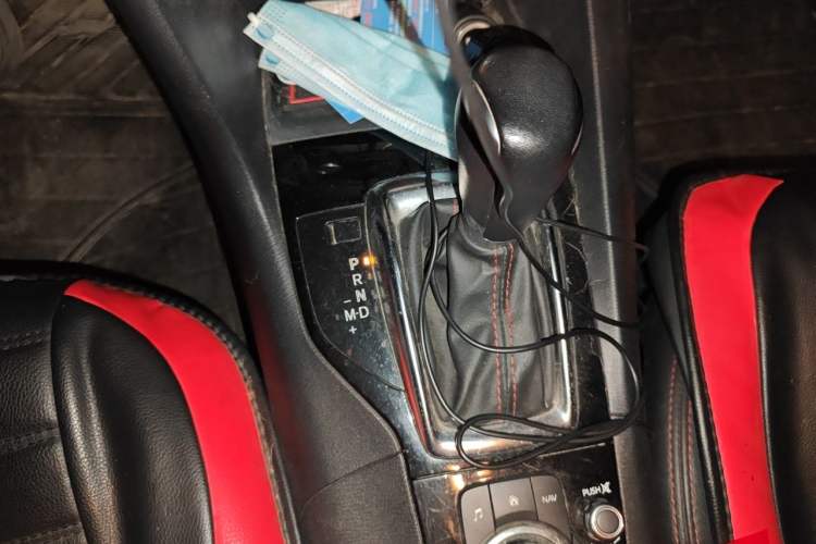Used Mazda 3 Axela 2014 Sedan 2.0L Automatic Flagship Model Gear Lever