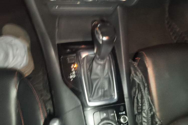 Used Mazda 3 Axela 2014 Sedan 1.5L Automatic Luxury Model Gear Lever