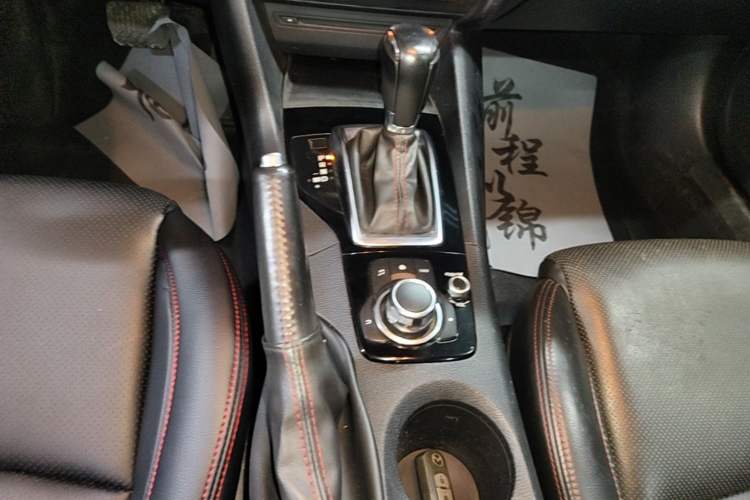 Used Mazda 3 Axela 2014 Sedan 2.0L Automatic Sport Model Gear Lever