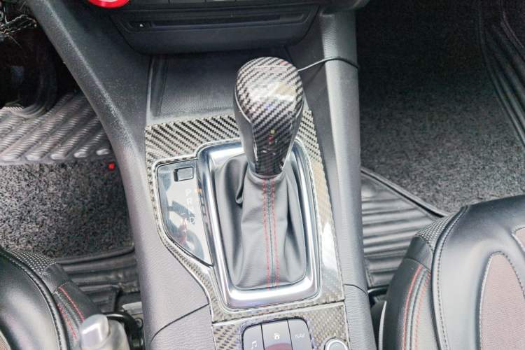 Used Mazda 3 Axela 2014 Hatchback 2.0L Automatic Sport Model Gear Lever