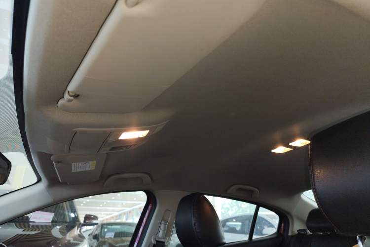 Used Mazda 3 Axela 2014 Sedan 1.5L Automatic Comfort Model Headliner