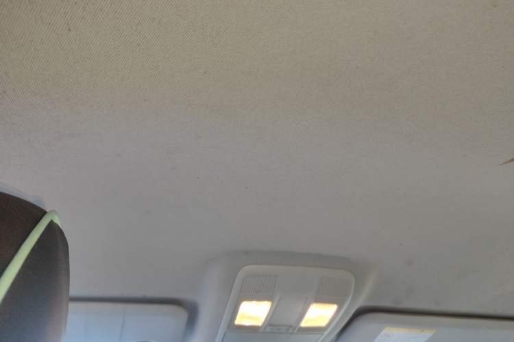 Used Mazda 3 Axela 2014 Sedan 1.5L Manual Comfort Model Headliner