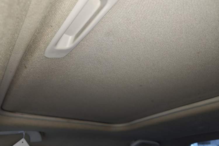 Used Mazda 3 Axela 2014 Sedan 1.5L Automatic Luxury Model Headliner