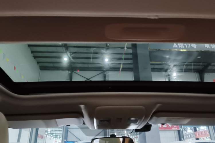Used Mazda 3 Axela 2014 Sedan 2.0L Automatic Sport Model Headliner