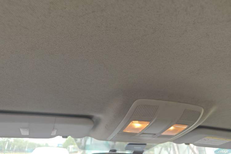 Used Mazda 3 Axela 2014 Sedan 1.5L Manual Comfort Model Headliner