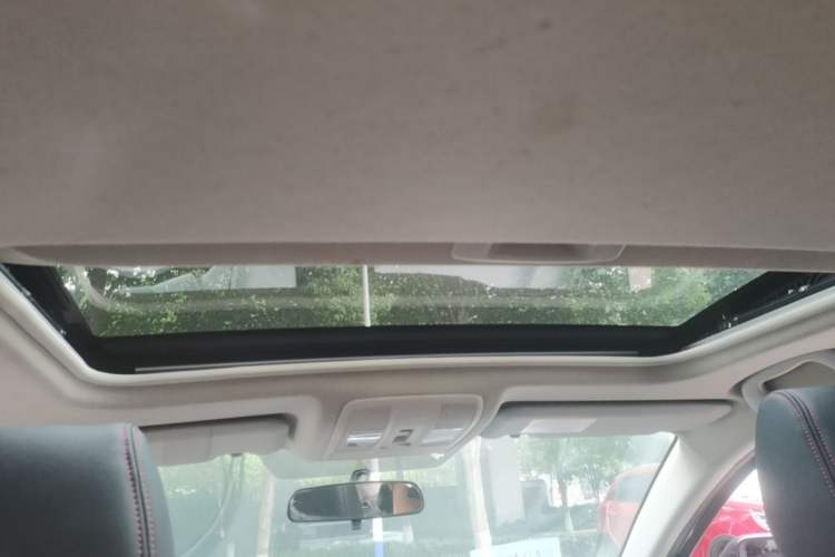 Used Mazda 3 Axela 2014 Sedan 1.5L Automatic Luxury Model Headliner