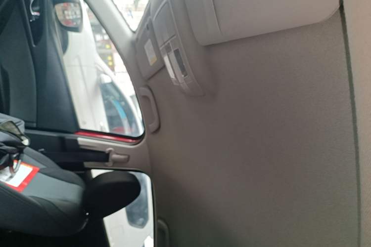 Used Mazda 3 Axela 2014 Sedan 1.5L Automatic Comfort Model Headliner