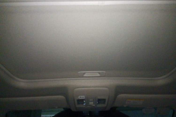 Used Mazda 3 Axela 2014 Sedan 1.5L Automatic Luxury Model Headliner
