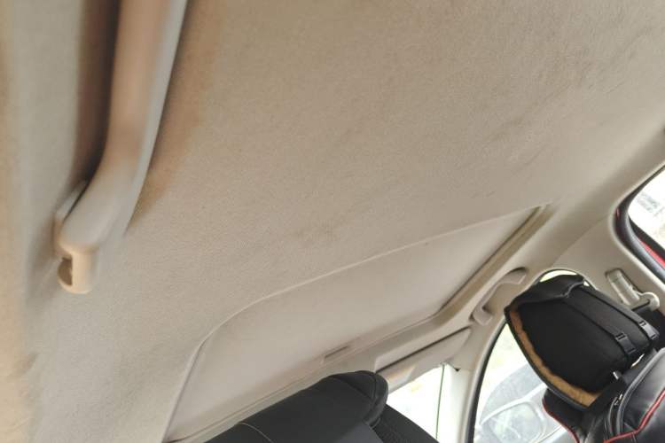 Used Mazda 3 Axela 2014 Sedan 1.5L Automatic Luxury Model Headliner