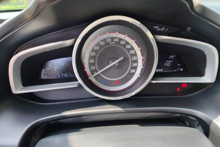 Used Mazda 3 Axela 2014 Sedan 1.5L Automatic Comfort Model Instrument Cluster