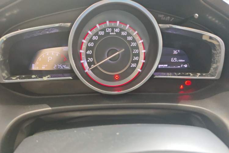 Used Mazda 3 Axela 2014 Hatchback 2.0L Automatic Sport Model Instrument Cluster