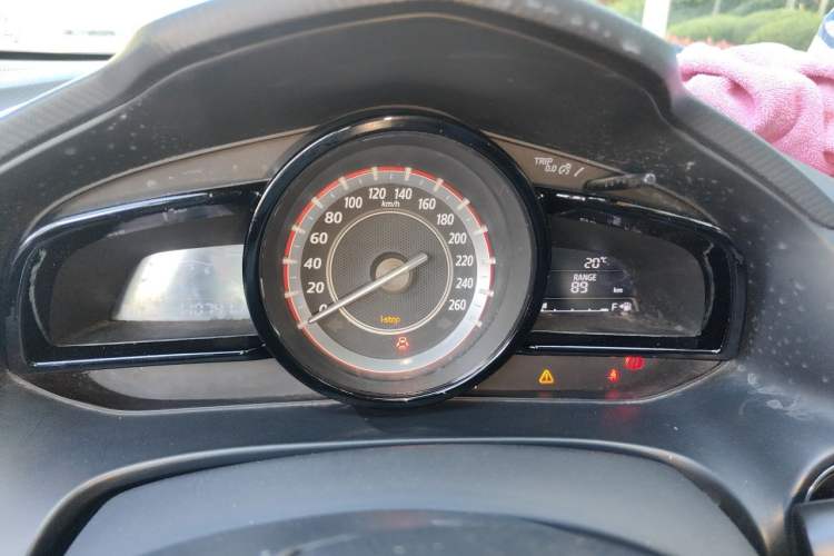 Used Mazda 3 Axela 2014 Sedan 1.5L Manual Comfort Model Instrument Cluster