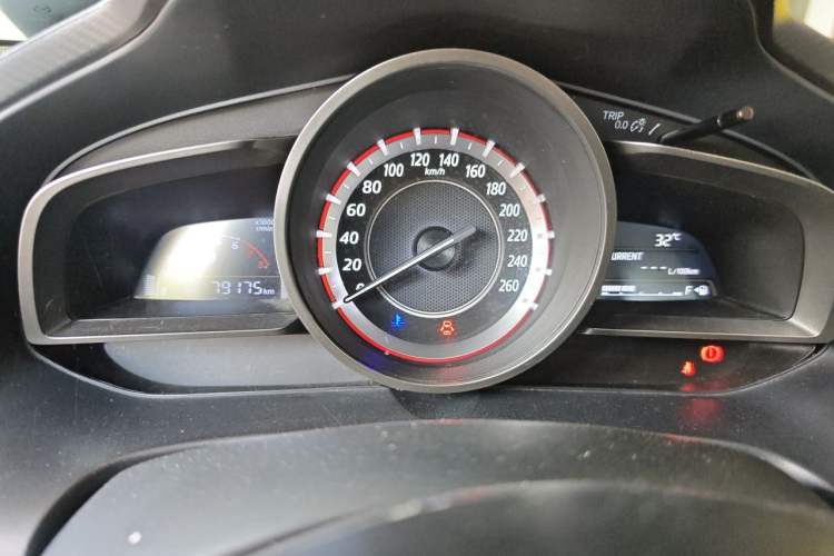 Used Mazda 3 Axela 2014 Sedan 1.5L Automatic Comfort Model Instrument Cluster