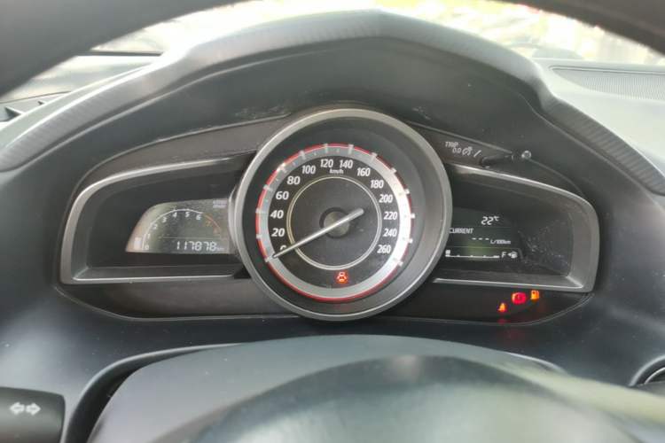 Used Mazda 3 Axela 2014 Sedan 1.5L Manual Comfort Model Instrument Cluster
