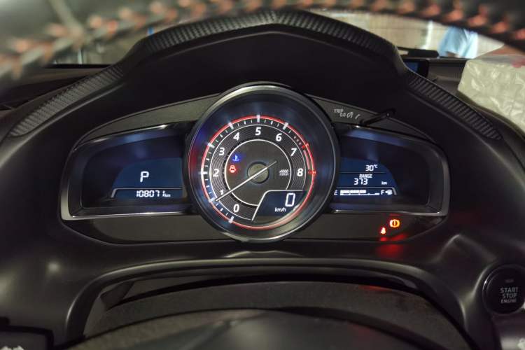 Used Mazda 3 Axela 2014 Hatchback 2.0L Automatic Flagship Model Instrument Cluster