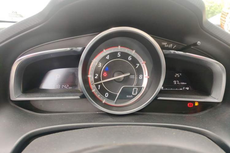 Used Mazda 3 Axela 2014 Sedan 2.0L Automatic Flagship Model Instrument Cluster