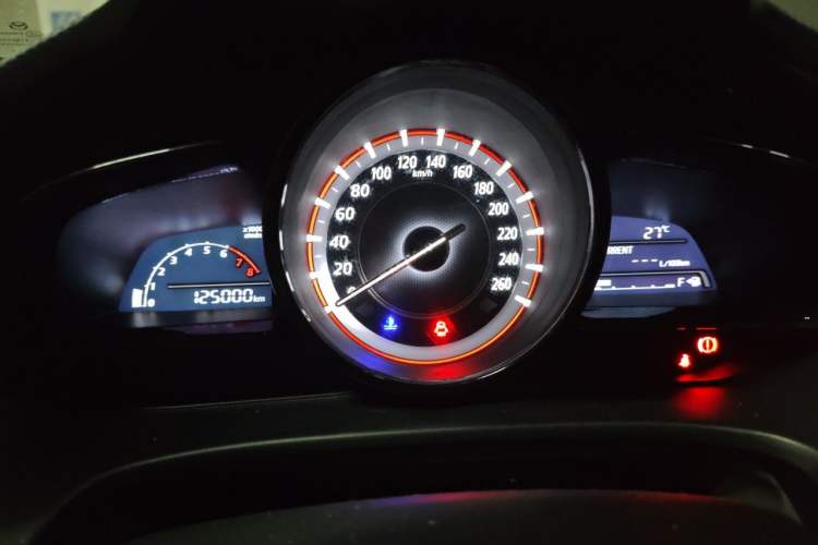 Used Mazda 3 Axela 2014 Sedan 1.5L Manual Comfort Model Instrument Cluster