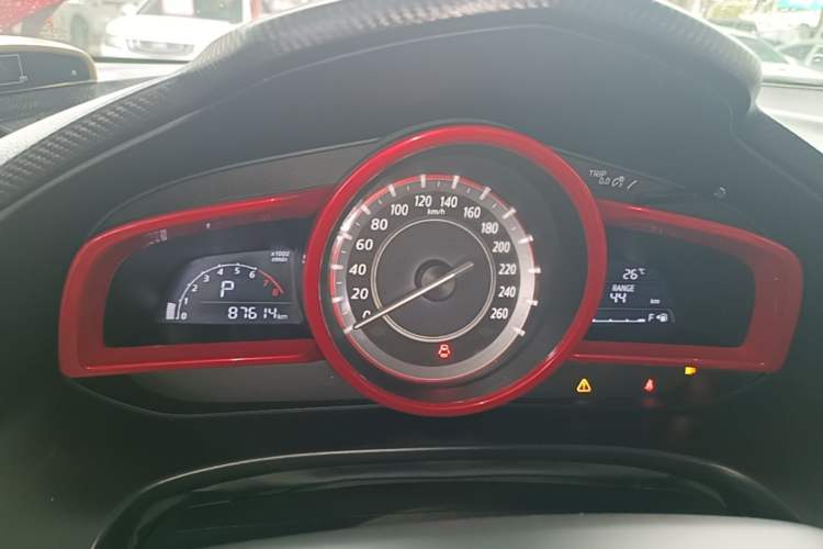 Used Mazda 3 Axela 2014 Sedan 1.5L Automatic Comfort Model Instrument Cluster
