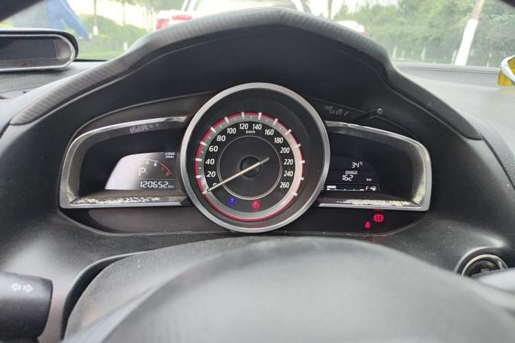 Used Mazda 3 Axela 2014 Sedan 1.5L Automatic Comfort Model Instrument Cluster