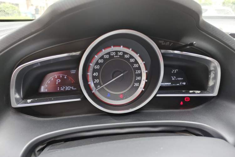 Used Mazda 3 Axela 2014 Sedan 1.5L Automatic Luxury Model Instrument Cluster