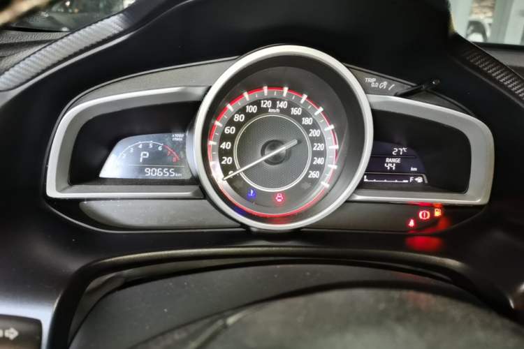 Used Mazda 3 Axela 2014 Sedan 1.5L Automatic Luxury Model Instrument Cluster