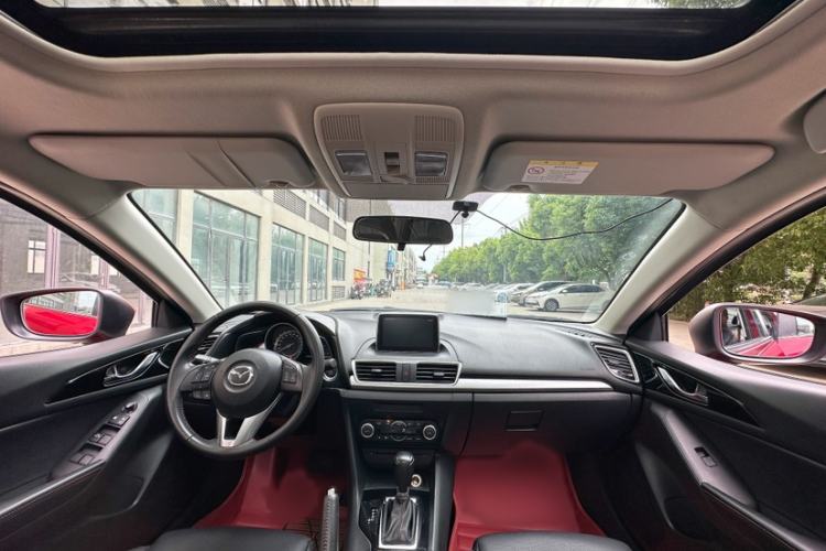 Used Mazda 3 Axela 2014 Sedan 2.0L Automatic Sport Model Interior 4