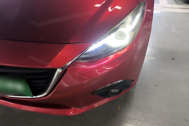 Used Mazda 3 Axela 2014 Sedan 1.5L Automatic Luxury Model Left Front Headlight