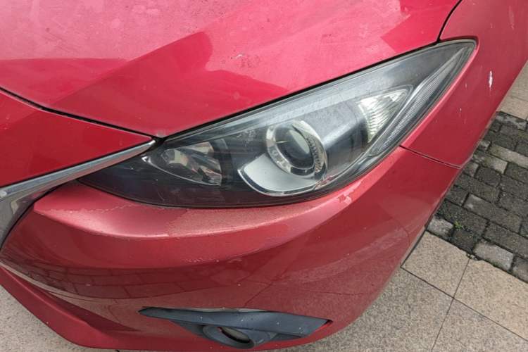 Used Mazda 3 Axela 2014 Sedan 1.5L Automatic Luxury Model Left Front Headlight