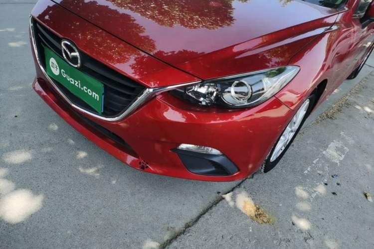 Used Mazda 3 Axela 2014 Sedan 1.5L Manual Comfort Model Left Front Headlight
