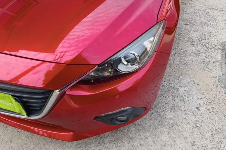 Used Mazda 3 Axela 2014 Sedan 1.5L Automatic Luxury Model Left Front Headlight