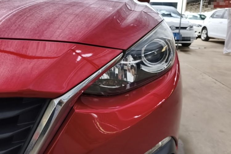 Used Mazda 3 Axela 2014 Sedan 1.5L Manual Comfort Model Left Front Headlight