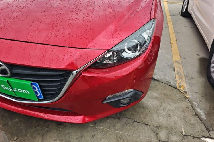 Used Mazda 3 Axela 2014 Sedan 2.0L Automatic Sport Model Left Front Headlight