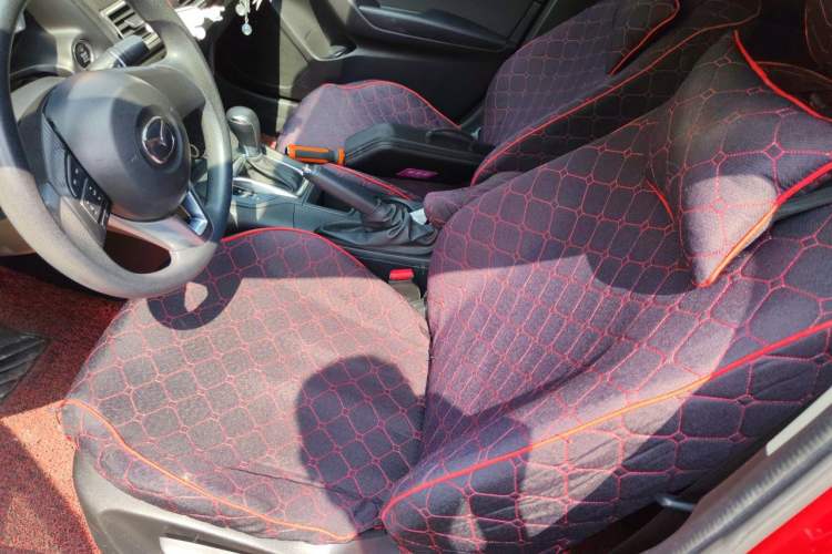 Used Mazda 3 Axela 2014 Sedan 1.5L Automatic Comfort Model Left Front Seat