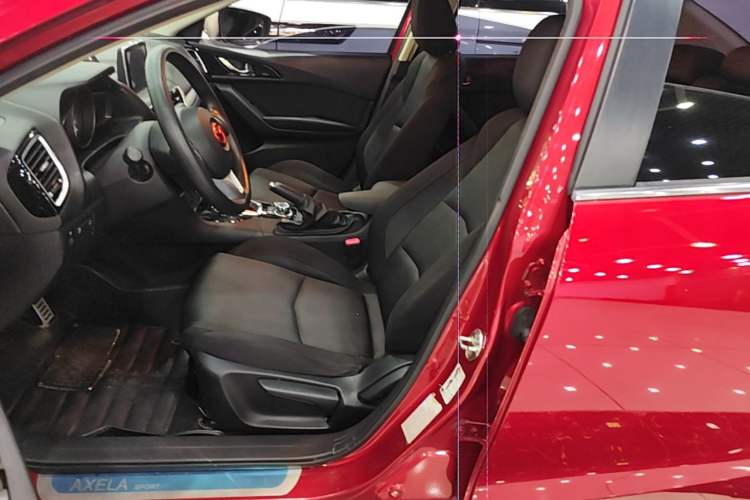Used Mazda 3 Axela 2014 Sedan 1.5L Automatic Luxury Model Left Front Seat