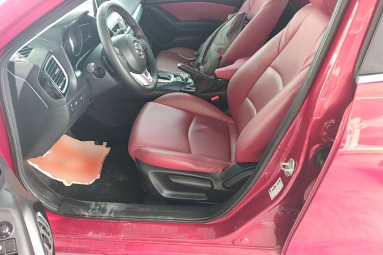 Used Mazda 3 Axela 2014 Sedan 2.0L Automatic Sport Model Left Front Seat